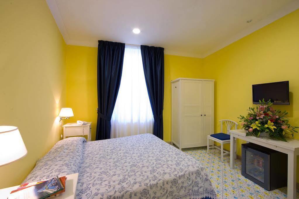 Hotel Bougainville Positano Eksteriør billede